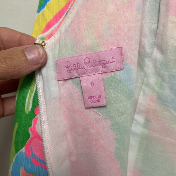 Lilly Pulitzer Tessa Shift Dress. Multi So A Peeling. Size 0 - Picture 4 of 4
